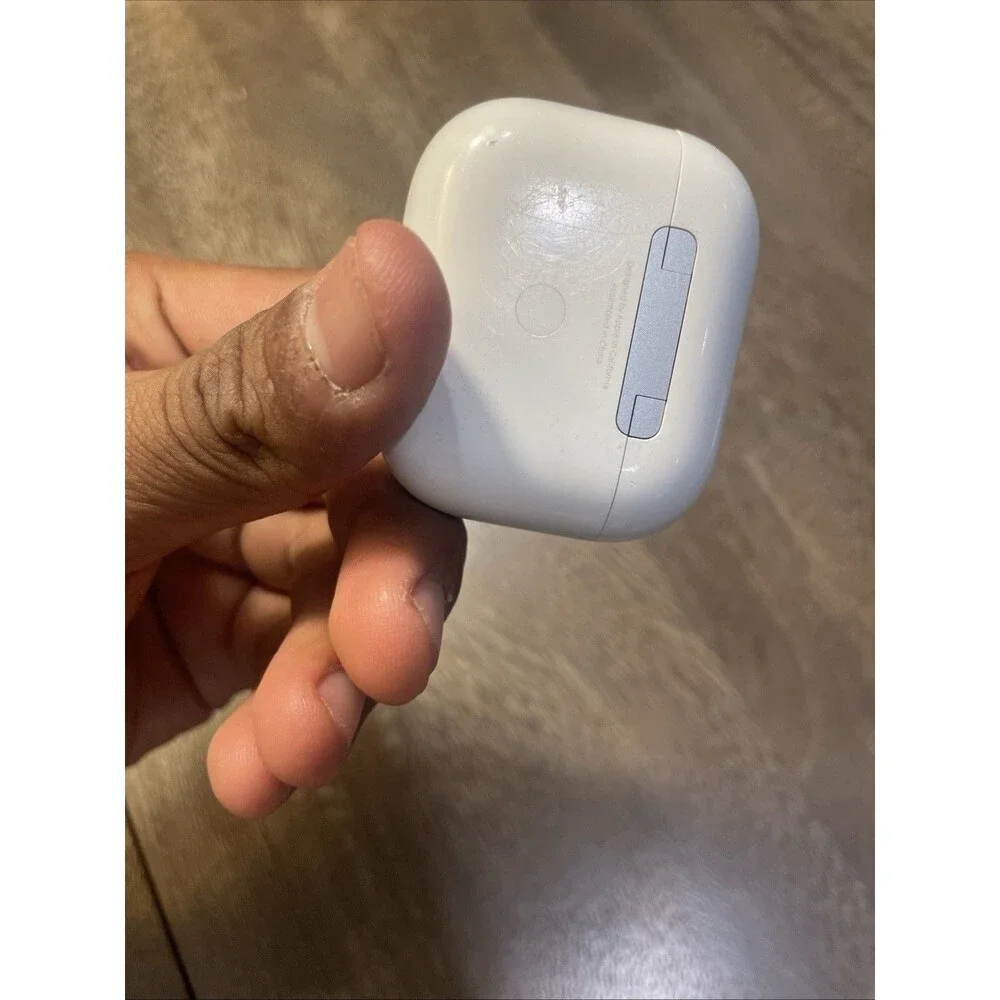 Apple AirPods A2566 3rd Gen Charging Case Genuine Replacement Case Only